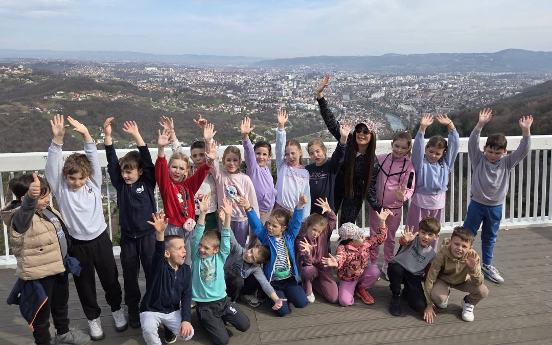 Посјета Бањ брду